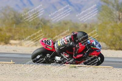media/Mar-23-2025-CVMA (Sun) [[674f32b282]]/Race 17-Formula Middleweight (HOLESHOT)/